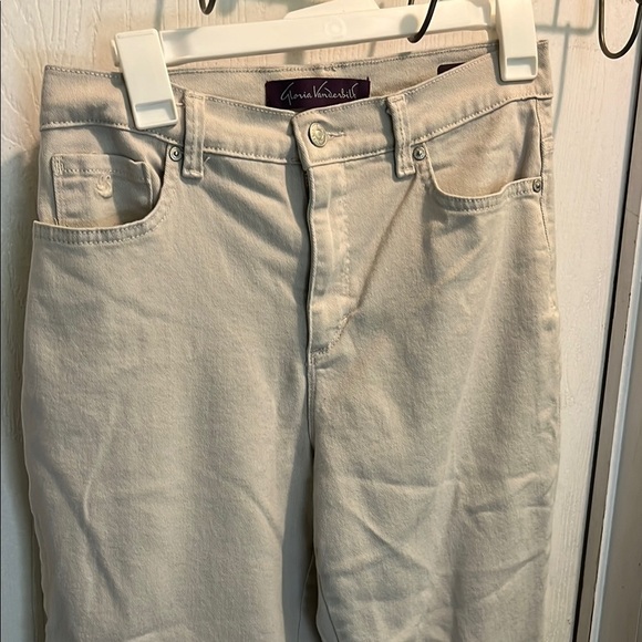 Gloria Vanderbilt Cream Straight Leg Jeans - Picture 1 of 9